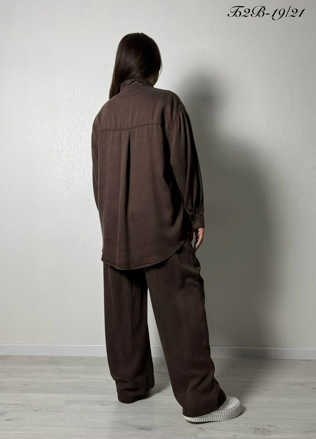 женский костюм,костюм с рубашкой и брюками,брючный костюм женский,костюм классический,костюм женский льняной