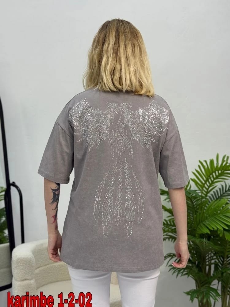 женская футболка оверсайз со стразами,футболка со стразами оверсайз perfecto collection,футболка оверсайз варенка со стразами liya 211706221,футболка оверсайз варенка со стразами liya 211701770,футбол