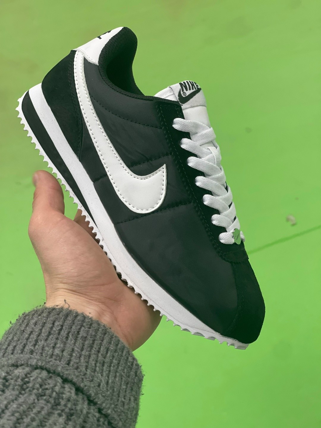 кроссовки nike classic cortez,кроссовки nike cortez мужские,кроссовки nike cortez,nike cortez white black,nike classic cortez
