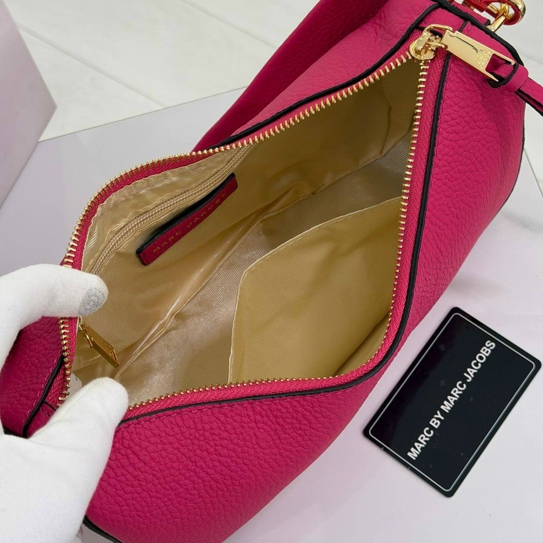 сумка-хобо через плечо marc jacobs,marc jacobs сумка женская,сумка,женская сумка,модная сумка