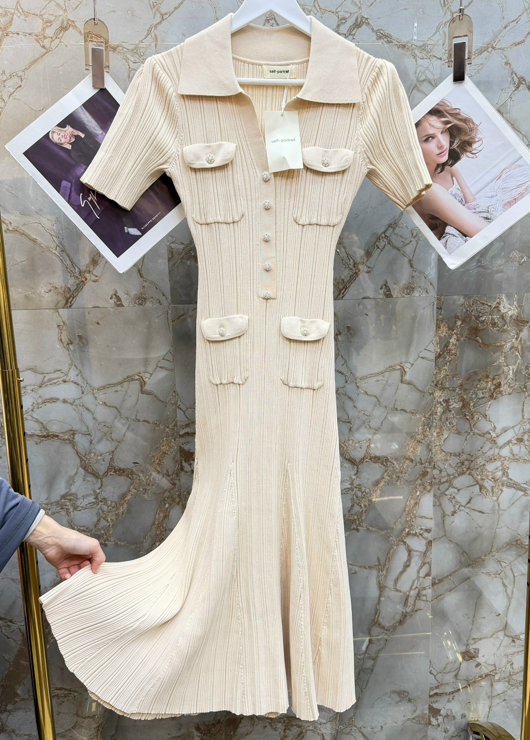 трикотажное платье,женское платье,платье,платье с воротником,вязаное платье