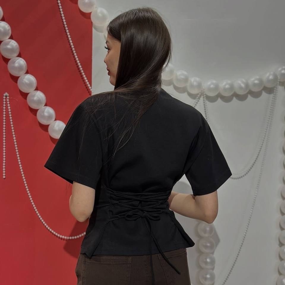 футболки женская,футболки для женщин,футболка,футболки модные,футболка женская черная