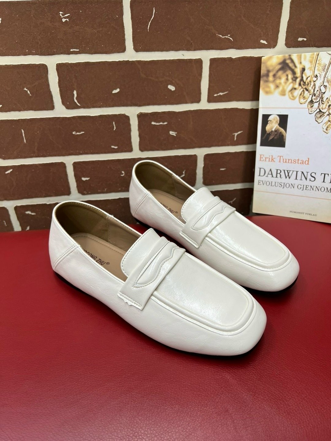 ,женские лоферы,женские кожаные лоферы,лоферы женские натуральная кожа,кожаные лоферы