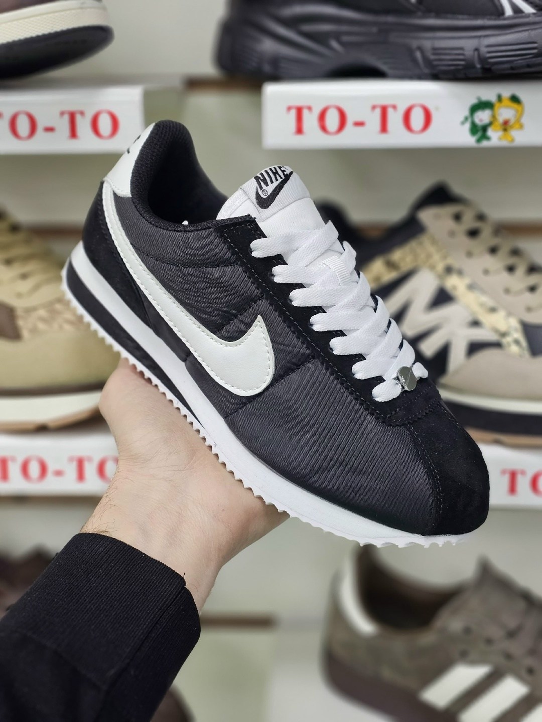 кроссовки cortez коричневые nike,кроссовки nike classic cortez leather,кроссовки nike cortez,женские повседневные кроссовки nike classic cortez,кроссовки nike cortez женские