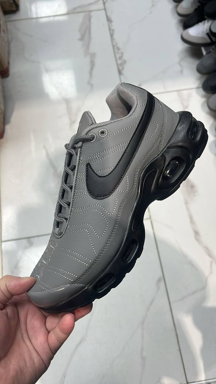 кроссовки nike air max plus tn,кроссовки мужские nike air max tn plus,nike air max plus tn,nike air max plus,nike air max tn plus black