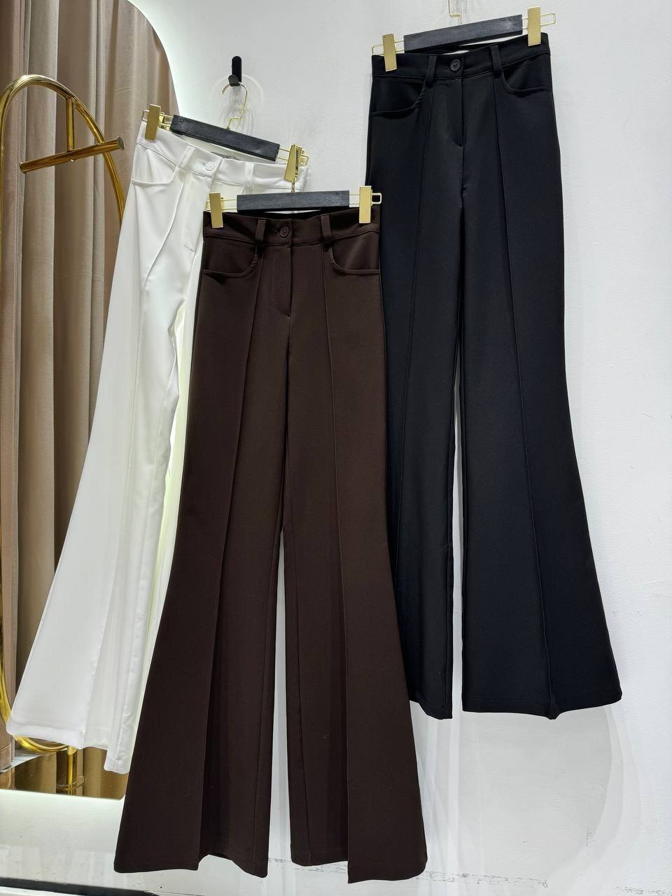 образ с брюками клеш,трикотажный костюм с кофтой оверсайз и брюками палаццо ivsedress,костюм с брюками теплый,женский брючный костюм,стиль и мода