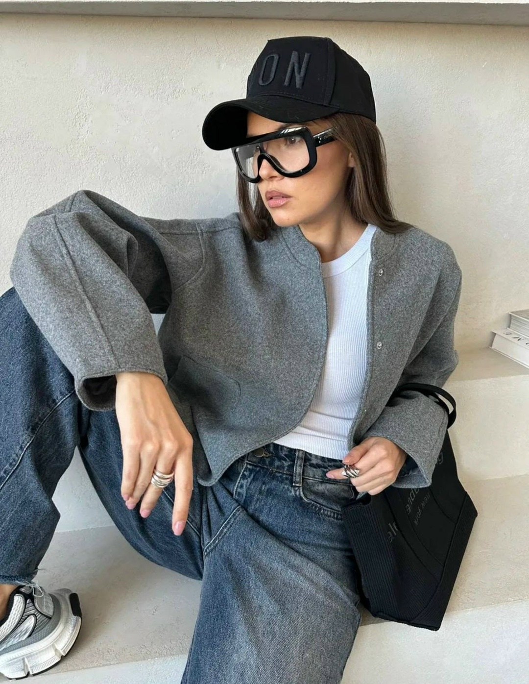 куртка-бомбер оверсайз из пальтовой ткани,куртка-бомбер оверсайз из пальтовой ткани zarina,бомбер куртка оверсайз драповая демисезонная emse,бомбер драповый утепленный оверсайз fashionboom,куртка бомб