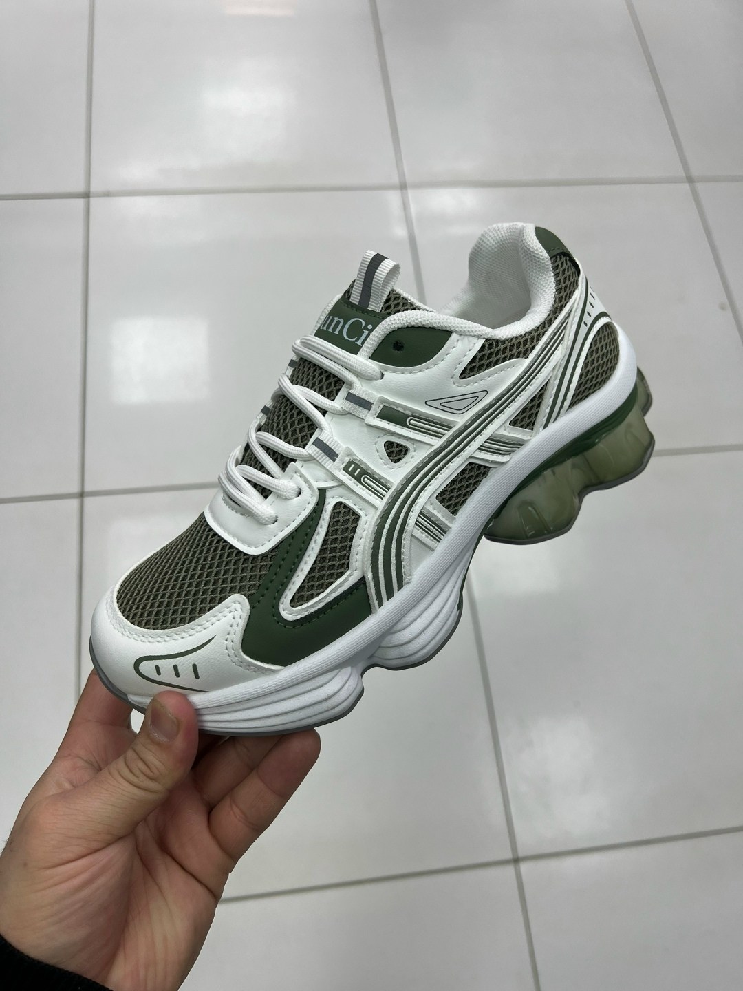 кроссовки женскиe,кроссовки,женские кроссовки asics,белые кроссовки,спортивная