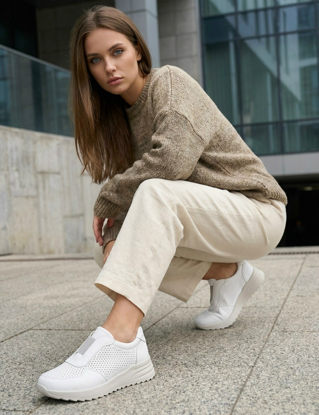 бежевые брюки,одежда кэжуал,мода стиль,бежевый образ женский