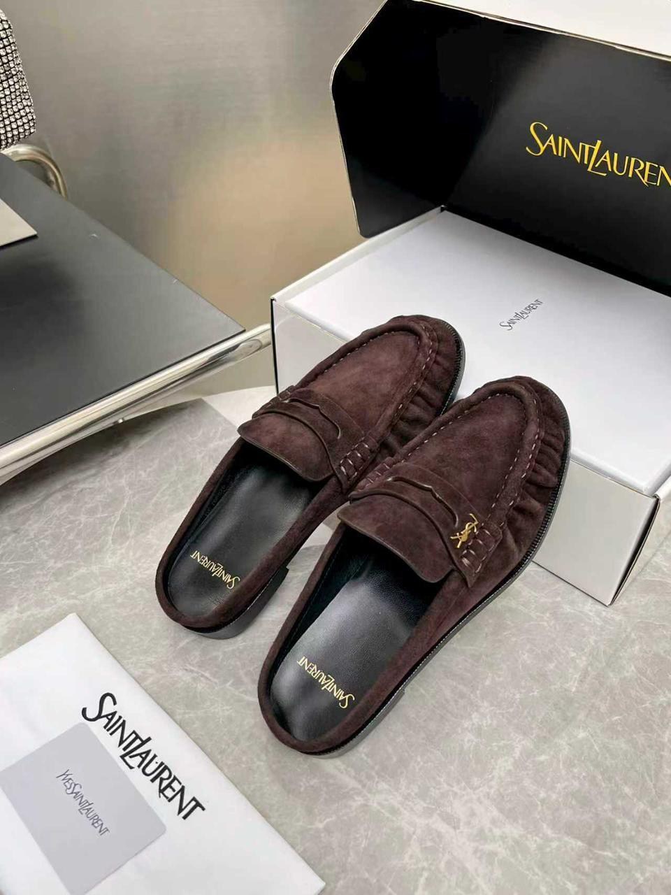 ,лоферы замшевые,замшевые лоферы brunello cucinelli,мужские замшевые лоферы,лоферы мужские