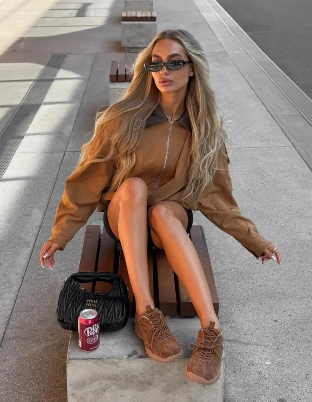 замшевые кроссовки,женские кроссовки,кроссовки бежевые,кроссовки женские коричневые,кроссовки женские замшевые