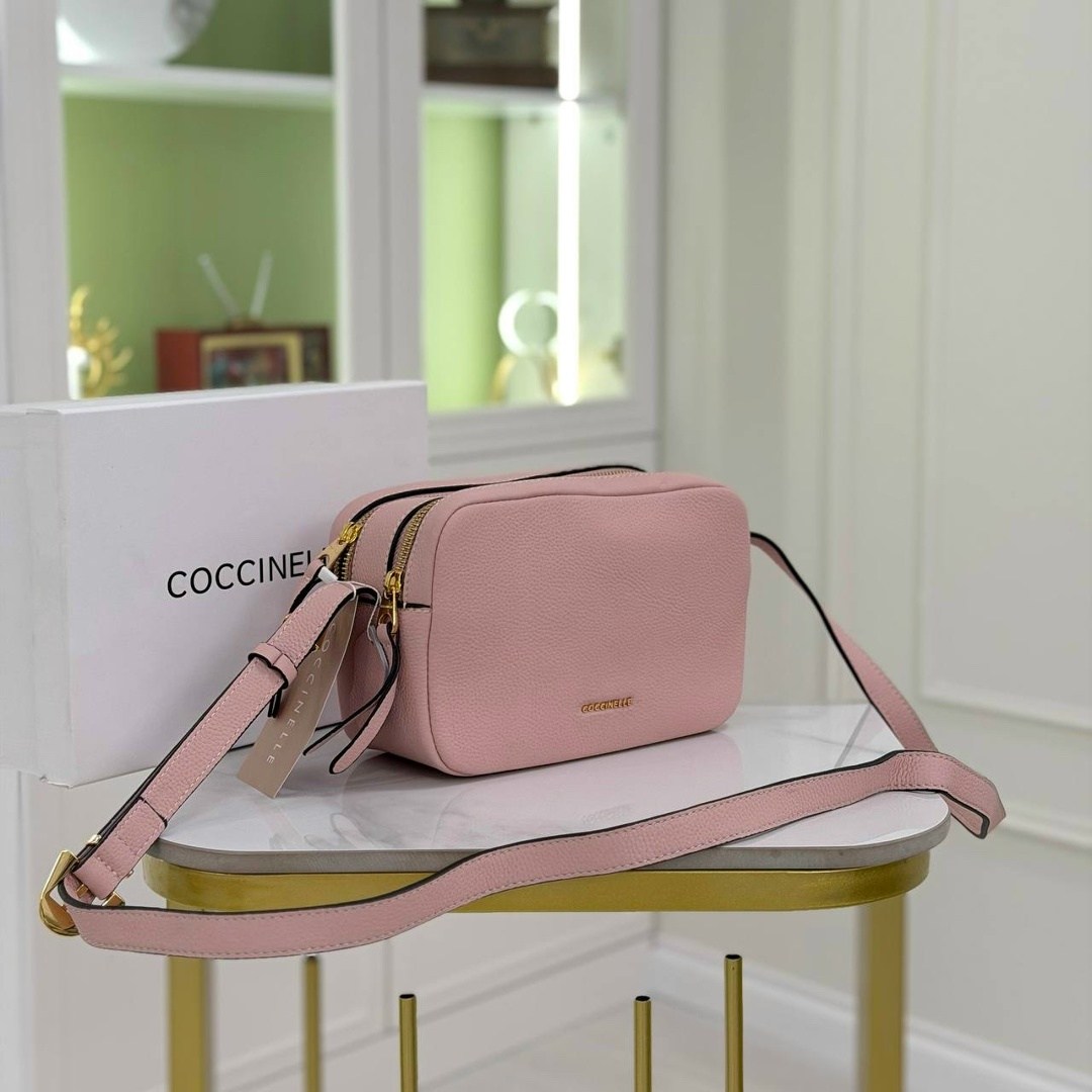 сумка coccinelle,сумка белая,женская сумка,сумочки,сумка женская белая