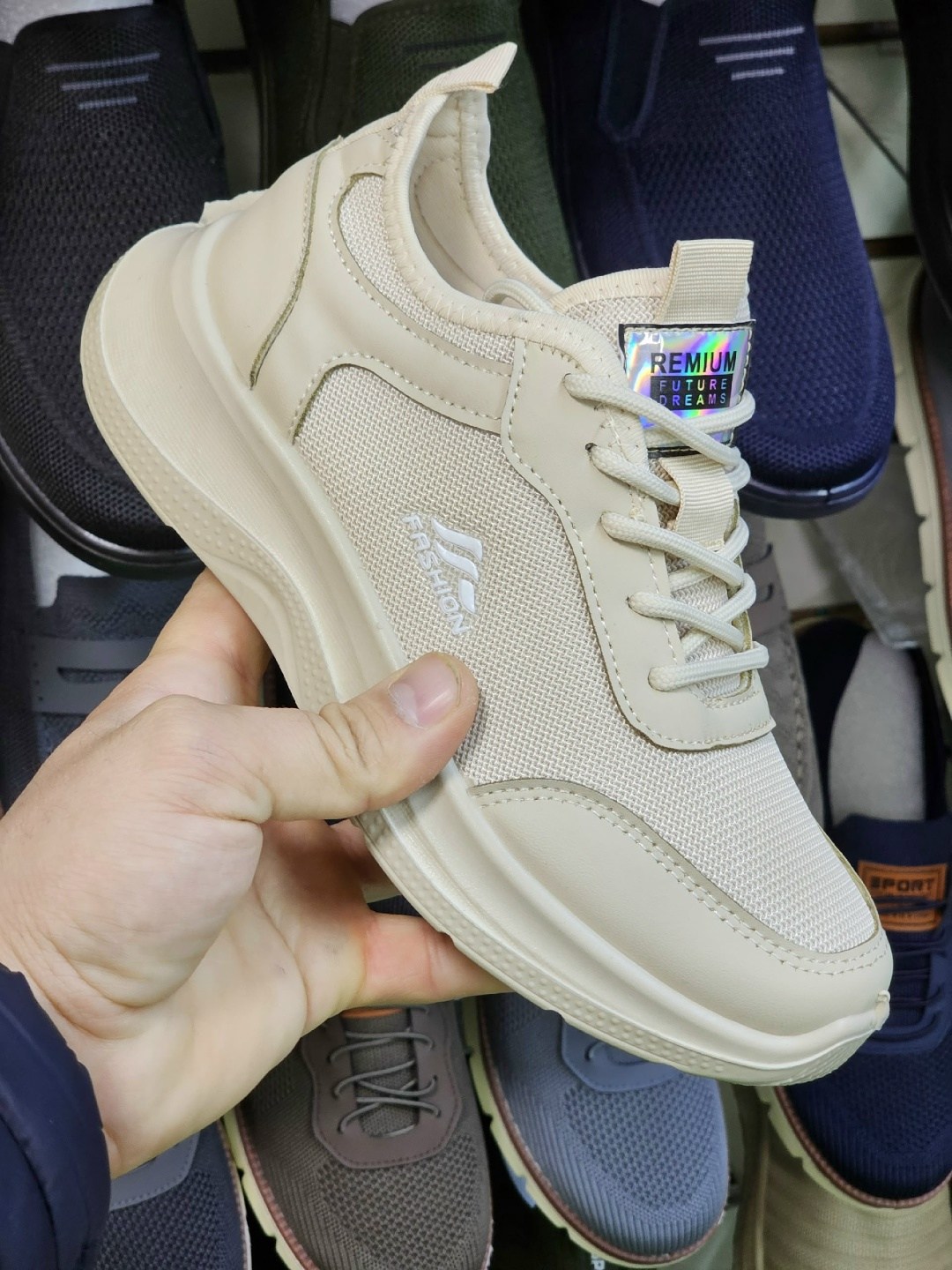 кроссовки,женские кроссовки,спортивная ,повседневные кроссовки,кроссовка