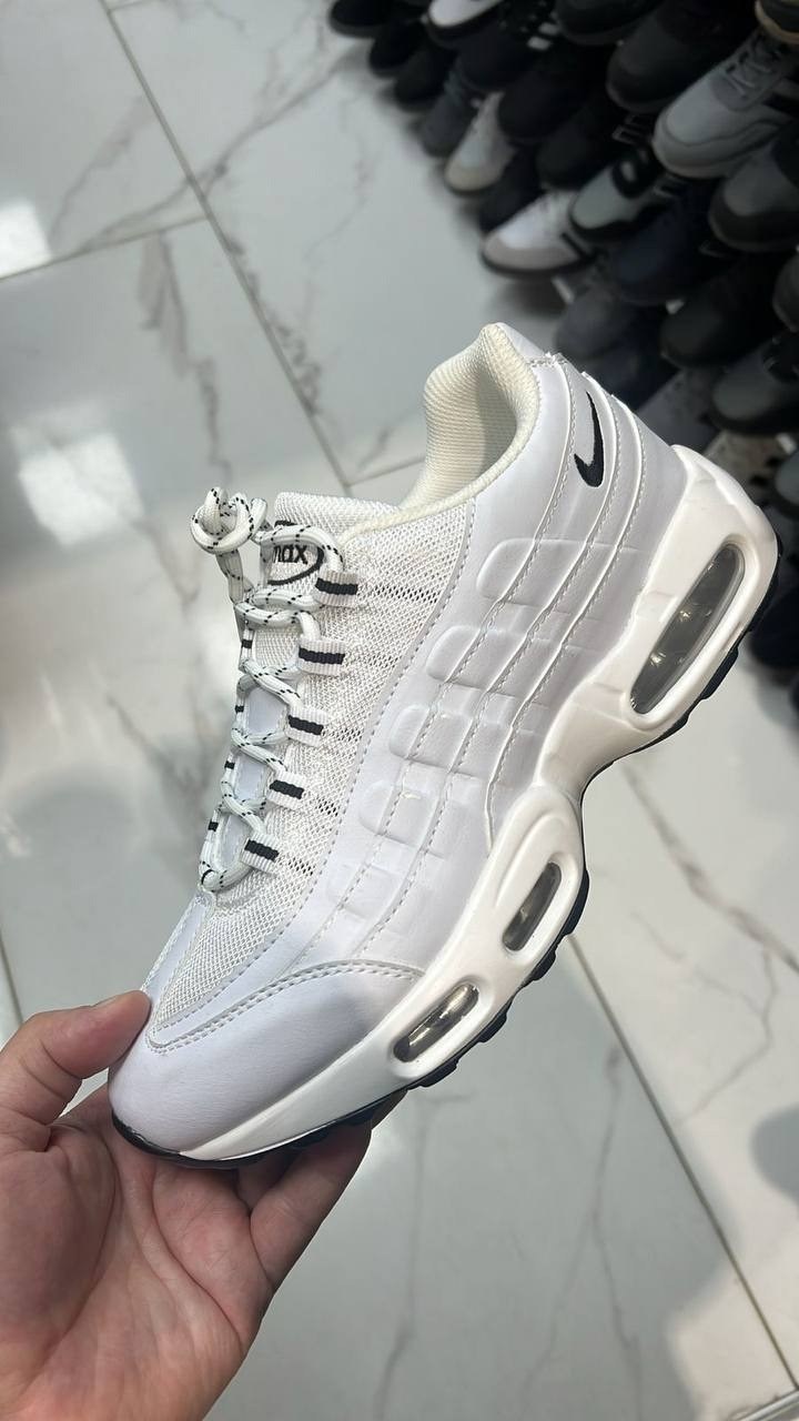 nike air max 95 triple white,nike air max 95,nike air max 95 white,nike air max 95 essential,кроссовки nike air max 95