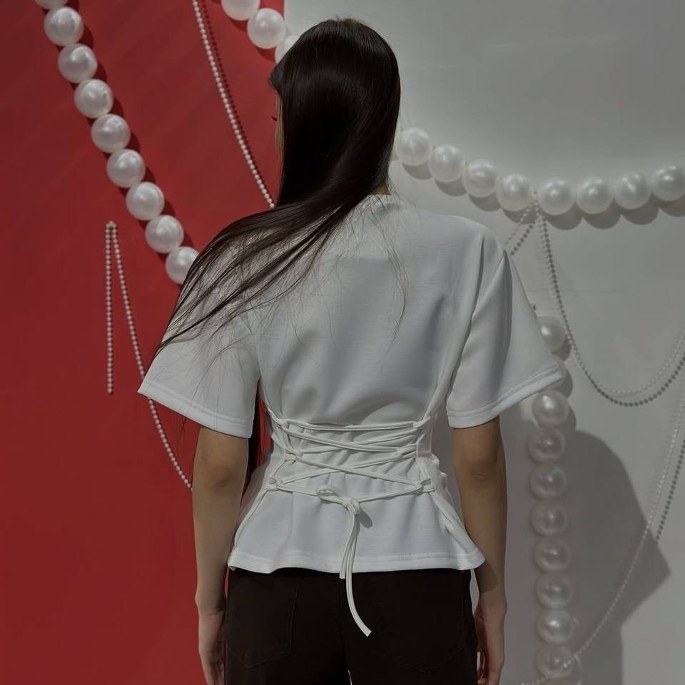 футболки женская,футболки для женщин,футболка,футболки модные,футболка женская черная