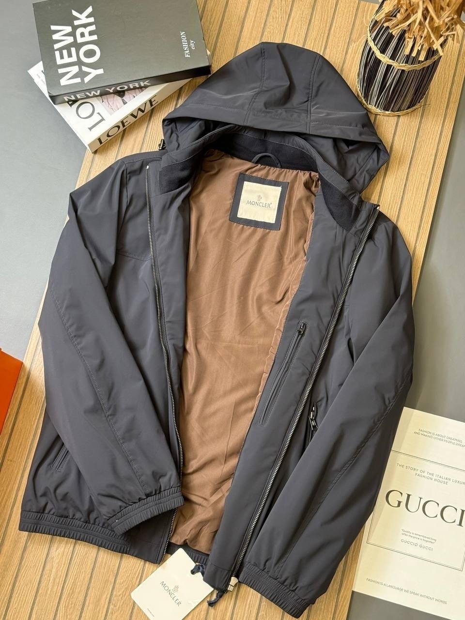 куртка,moncler куртка,повседневная куртка,куртка модная,легкая куртка