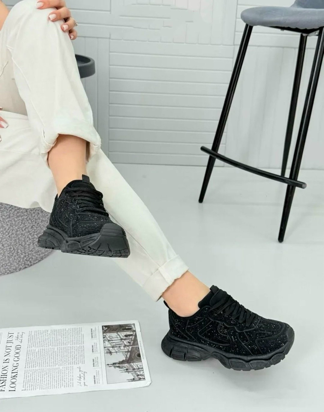 кроссовки женскиe,,массивные кроссовки женские,кроссовки женские черные на высокой подошве,кроссовки повседневные