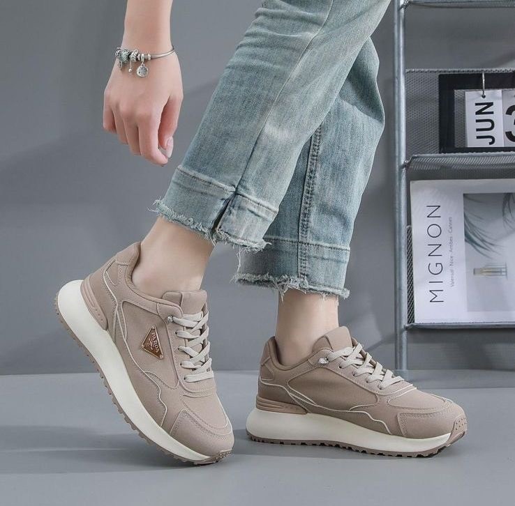 ,женские кроссовки,повседневные кроссовки,модные кроссовки,массивные кроссовки