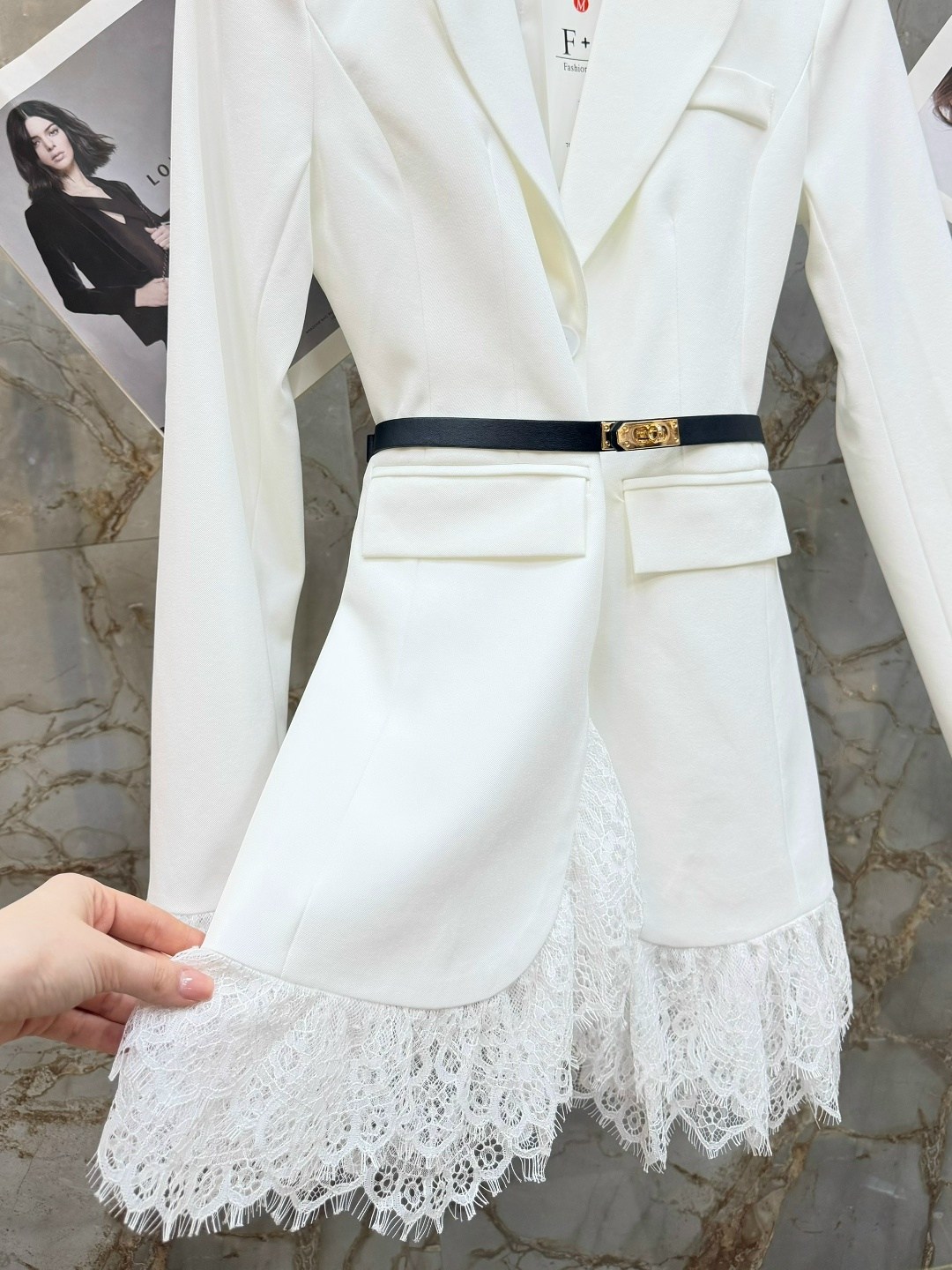 платье пиджак с кружевом,женский блейзер с кружевной отделкой,женские костюмы,платье пиджак,блейзер женский