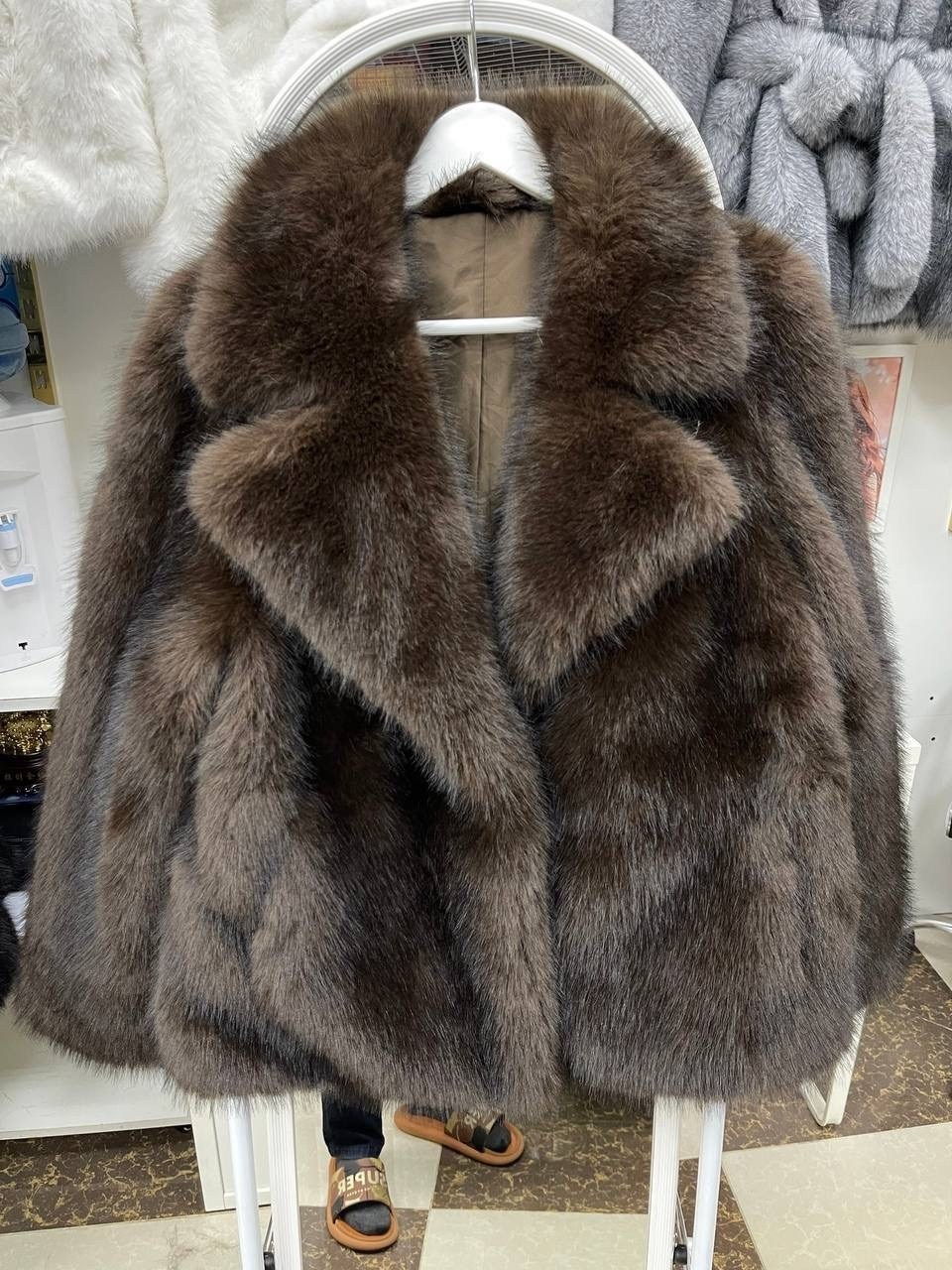 шубка,женская шуба,пальто из искусственного меха,шуба белая,короткая шуба