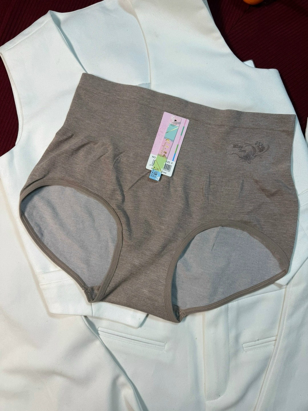 женские бесшовные трусы,трусы для женщин,трусики бесшовные,корректирующее белье,трусы бесшовные