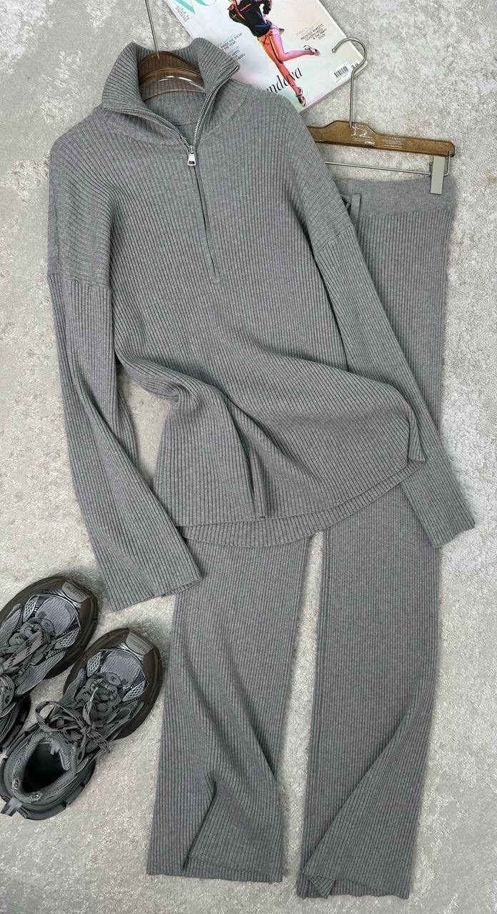 стильные костюмы,оверсайз костюм,трикотажный костюм лапша с брюками,трикотажный костюм с брюками,женский костюм серый
