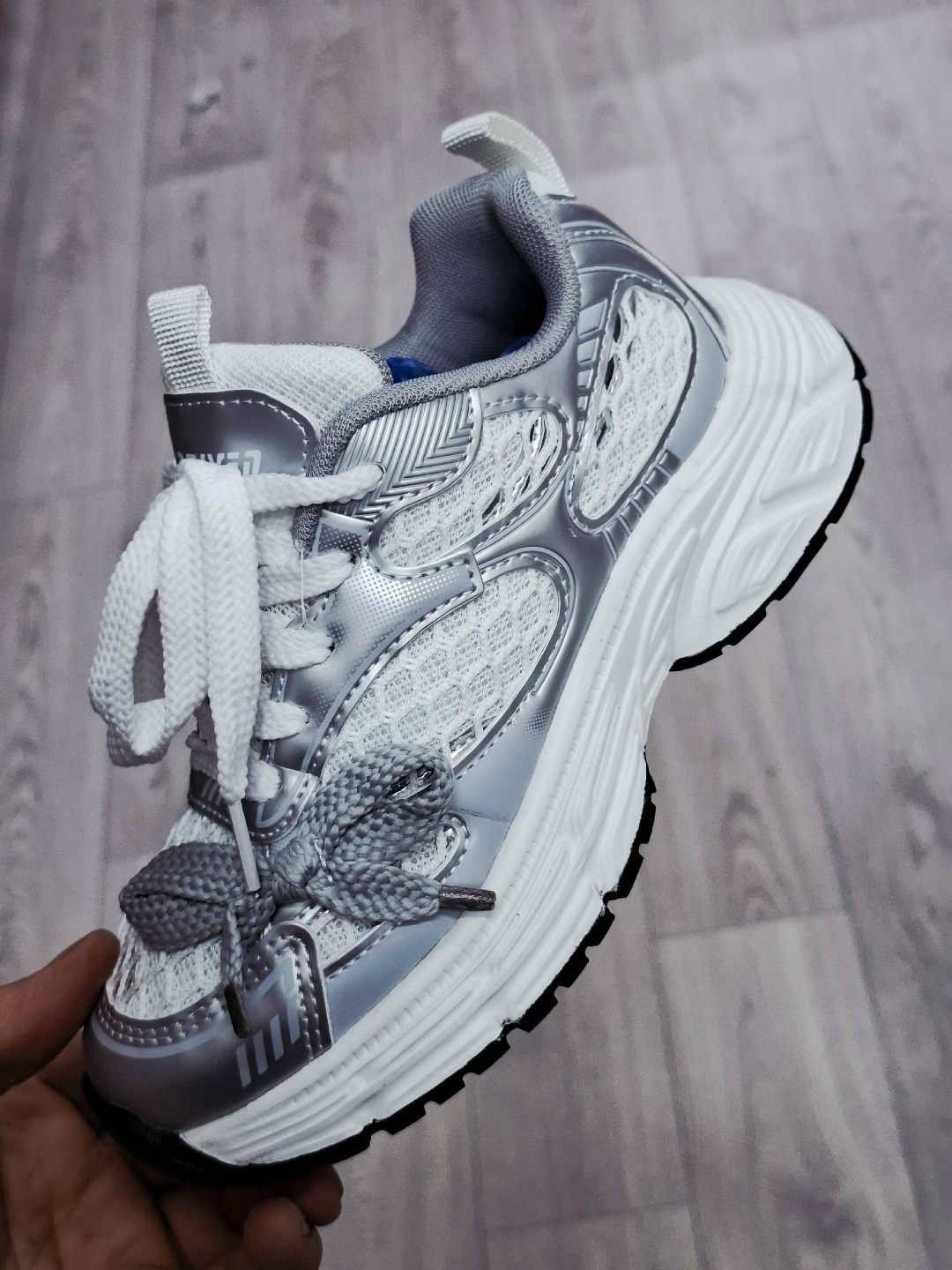 adidas xl runner кроссовки для бега с низкой грудью,кроссовки женские balenciaga,кроссовки женские в стиле adidas adidas xlg runner deluxe,,баленсиага кроссовки женские