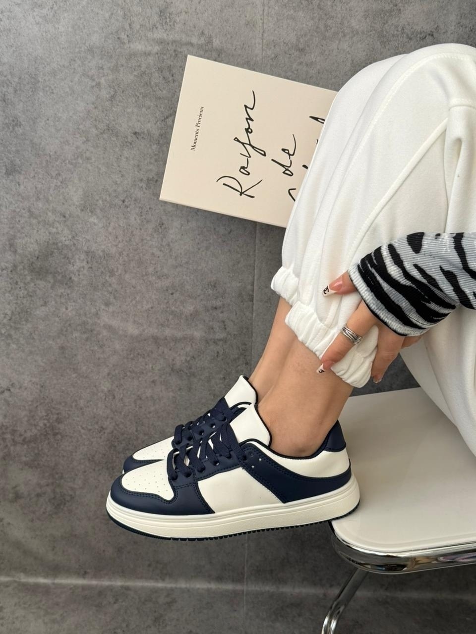 ,женские кроссовки,кеды кроссовки,модные кроссовки,кроссовка