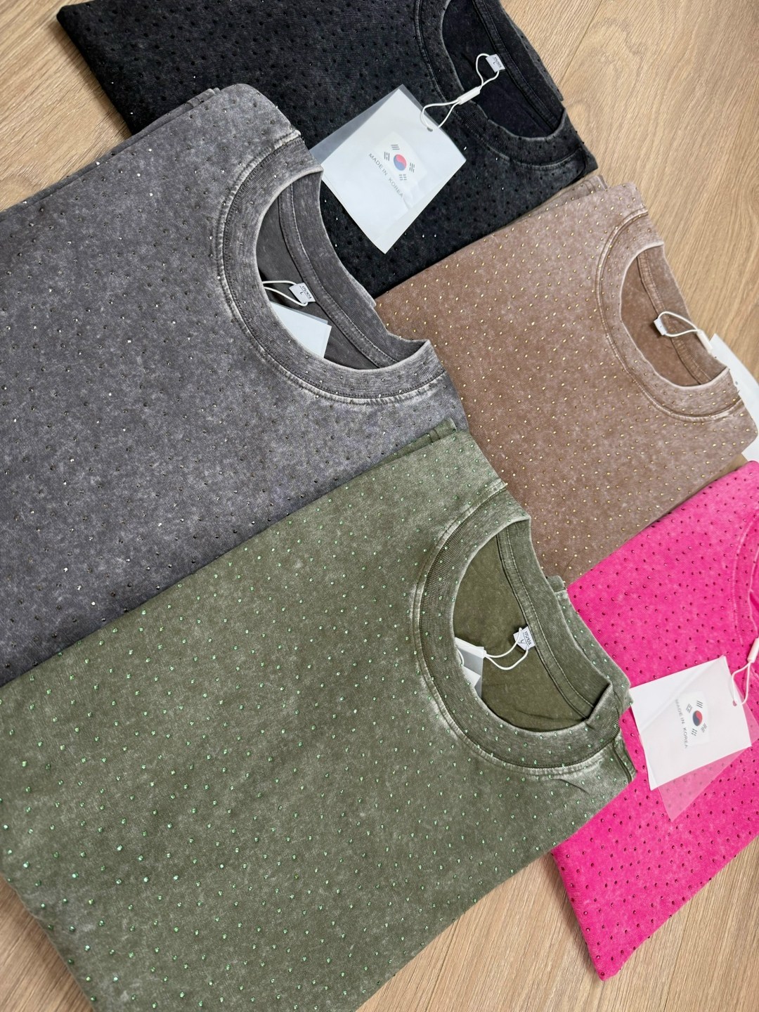 футболка оверсайз со стразам,футболка женская оверсайз со стразами,футболка оверсайз удлиненная со стразами tosha,удлиненная футболка туника oversize со стразами adelelove,футболки женская