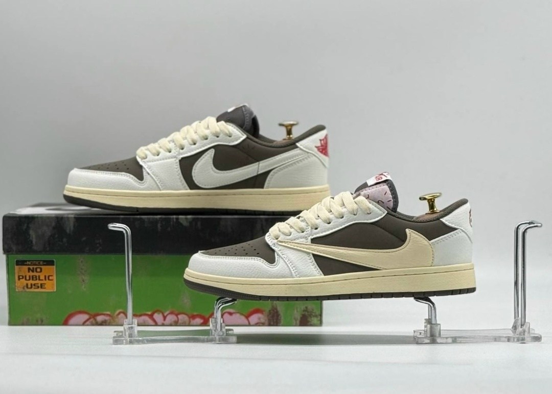кроссовки nike air jordan 1 low x travis scott,nike air jordan 1 low travis scott,кроссовки travis scott x air jordan 1 low,nike air jordan 1 low travis scott reverse mocha,кроссовки travis scott x ni