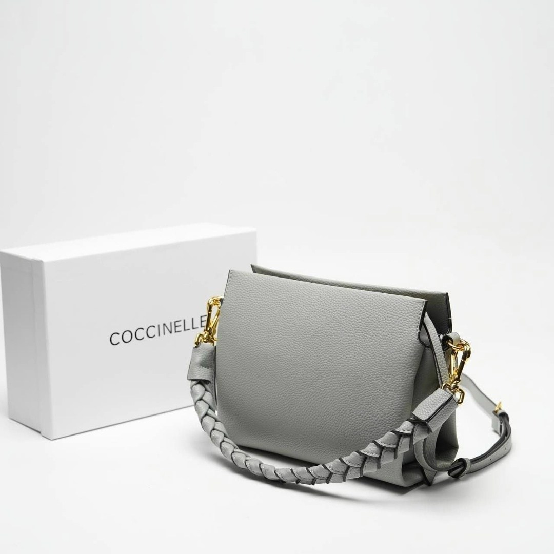 сумка женская coccinelle,coccinelle сумка,сумка,сумка женская,coccinelle сумка на плечо