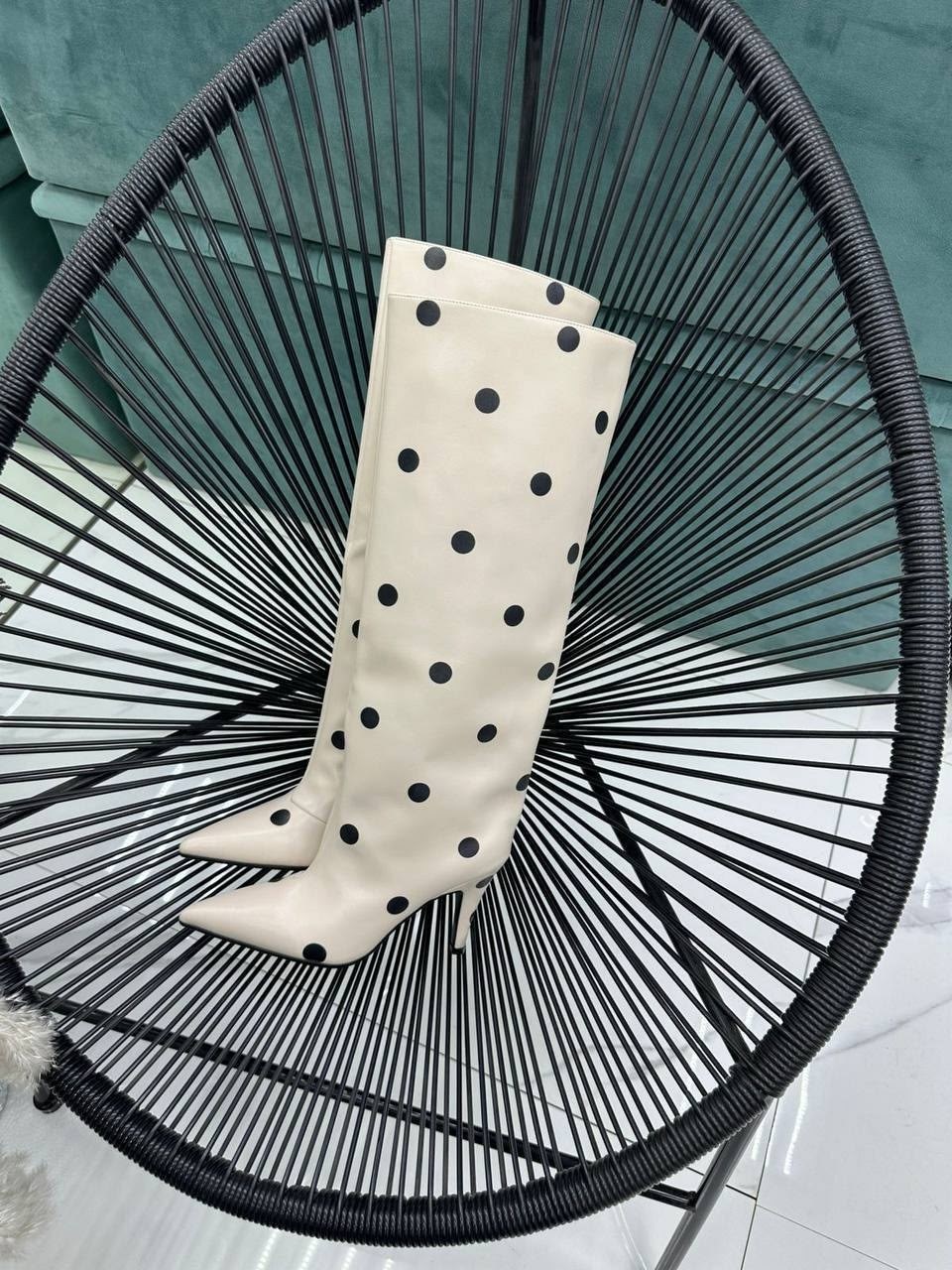 женские сапоги,сапоги в горох,высокие сапоги,белые сапоги, в горошек