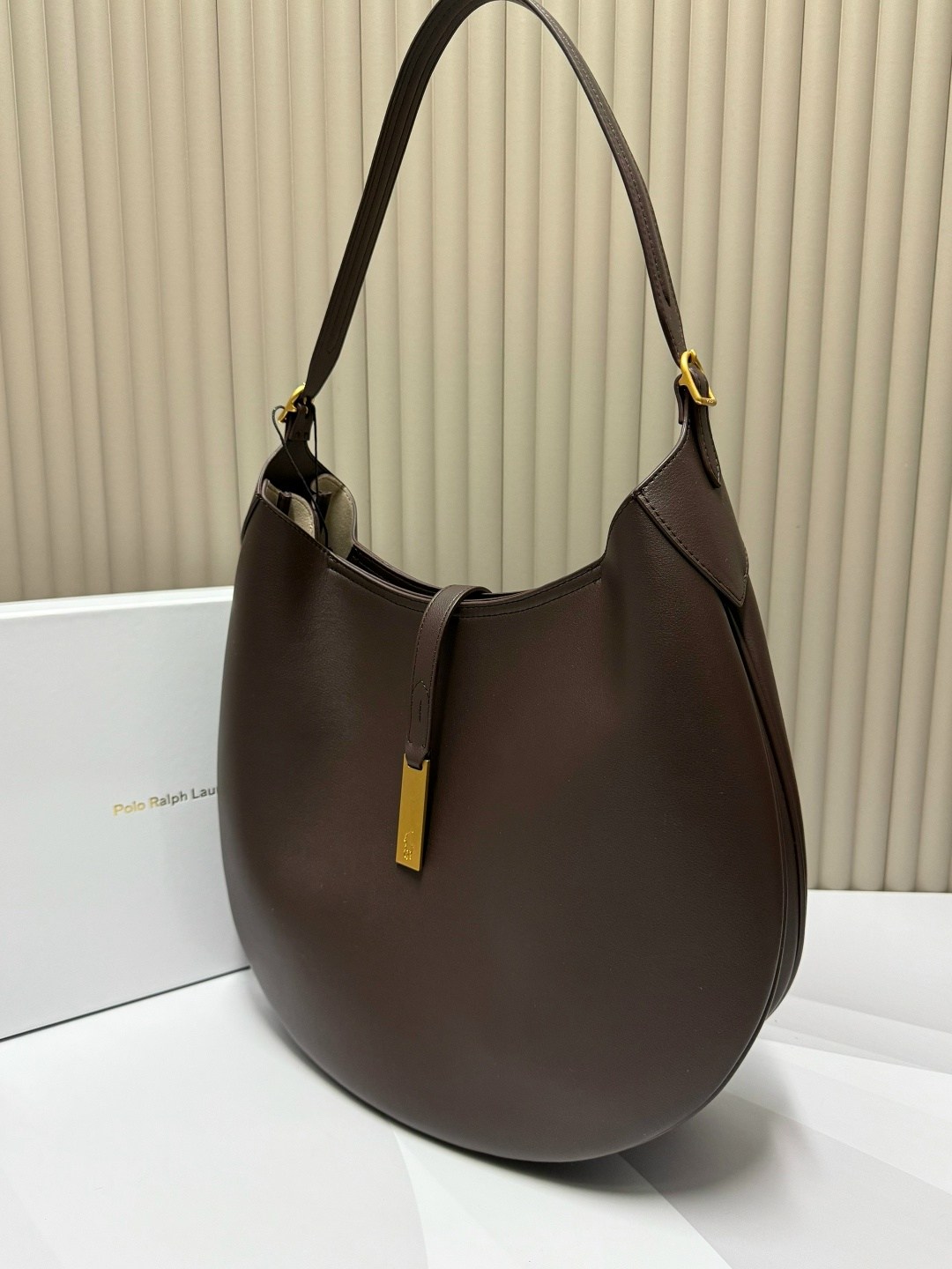 сумка,кожаная сумка,сумка женские,дизайнерские сумки,женская сумка на плечо