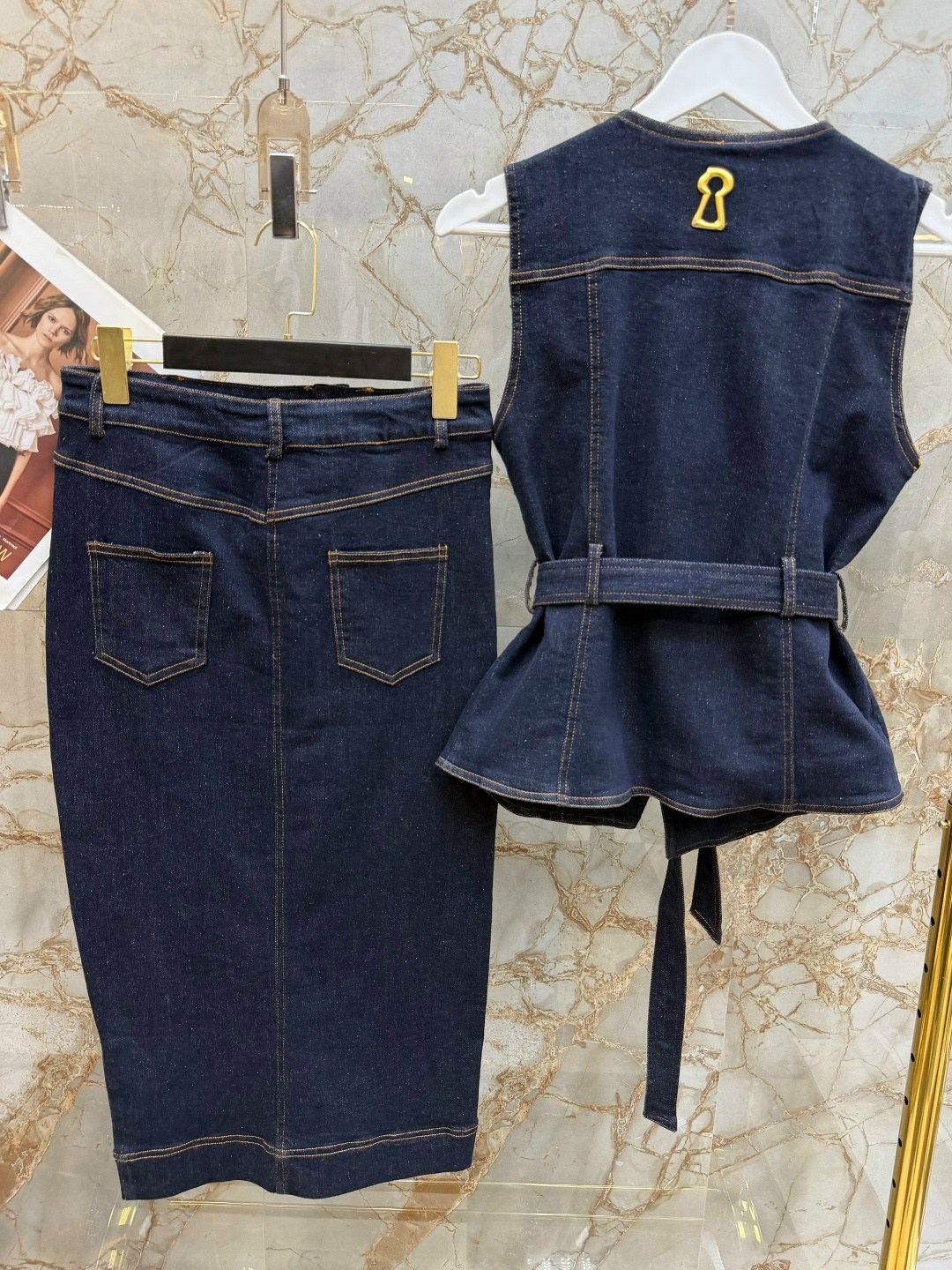 джинсовый жилет,жилет женский джинсовый,джинсовый костюм,женский джинсовый костюм,джинсовая жилетка для девочки