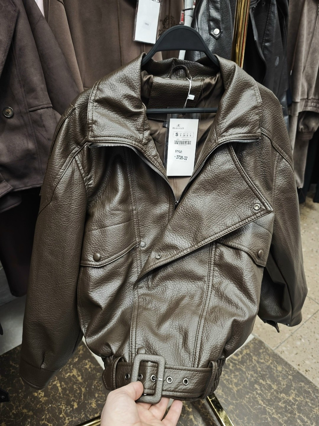 косуха кожаная куртка оверсайз saint shine,кожаная куртка yves saint laurent,кожаная куртка,куртка,короткая куртка из искусственной кожи