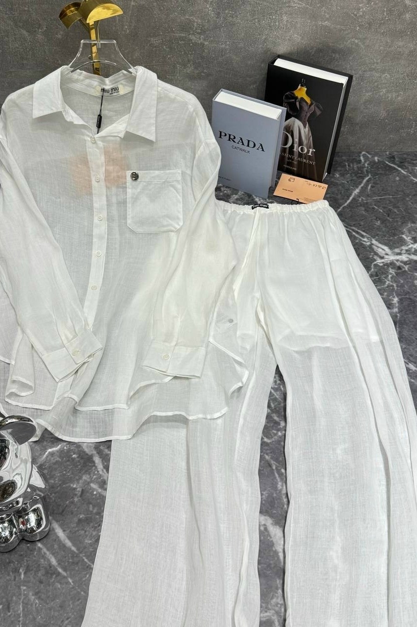 стильные костюмы,костюм белый,белый брючный костюм,костюм женский,стильные женские костюмы