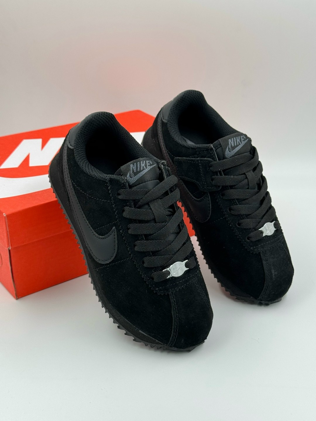 кроссовки nike classic cortez leather,кроссовки cortez коричневые nike,кроссовки эко кожа,кроссовки эко,кроссовки nike cortez женские