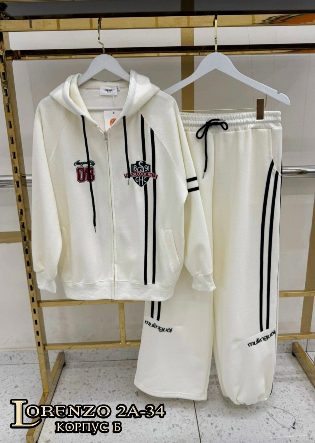 женский спортивный костюм,спортивный костюм,костюм спортивный gucci,спортивный костюм стильный,костюм женский