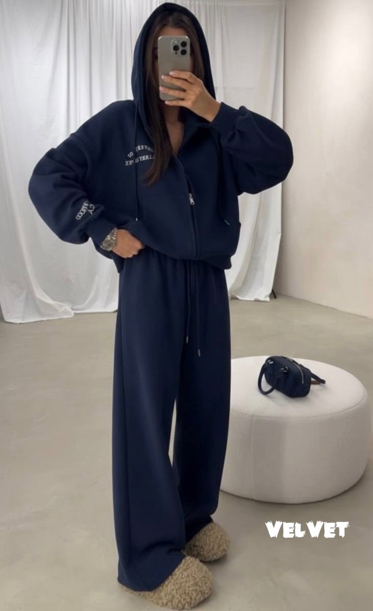 костюм спортивный,костюм спортивный женский,красный женский костюм,костюм с широкими штанами