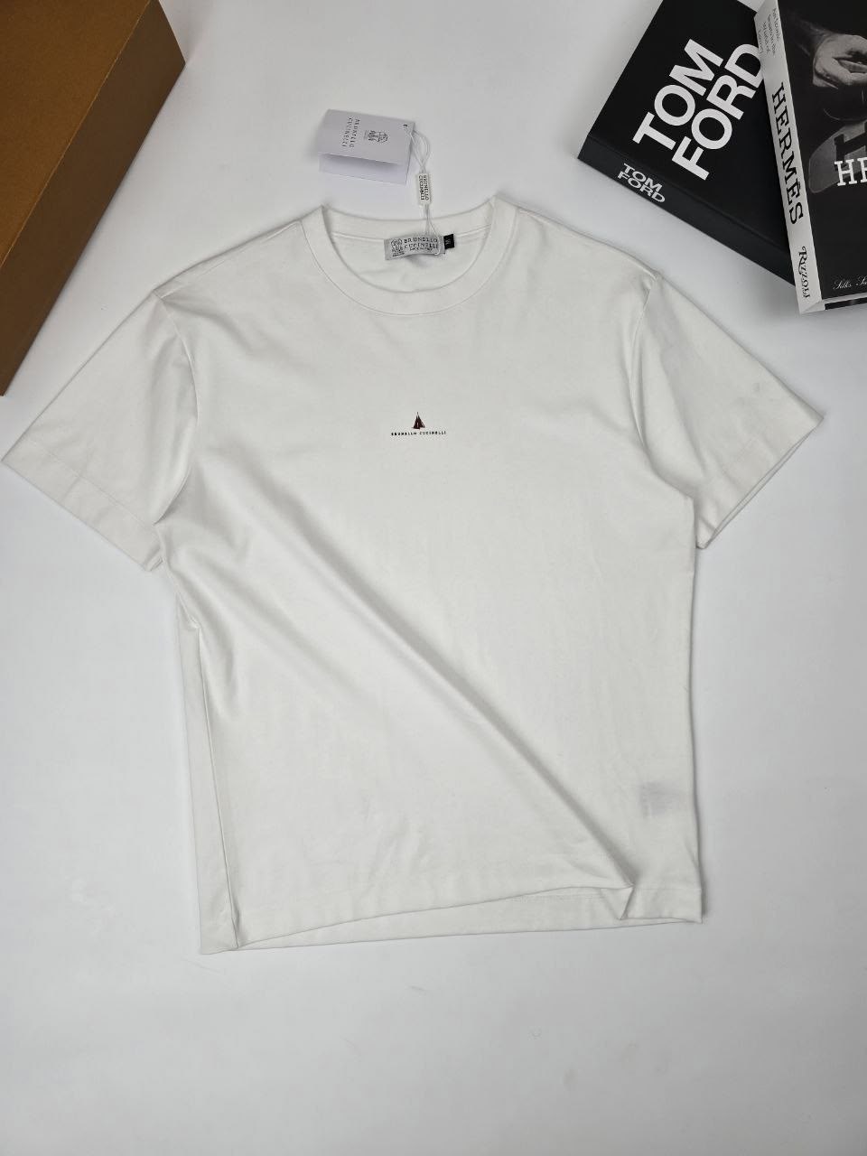футболки мужские,белая мужская футболка,футболка brunello cucinelli,футболки белые,футболки женская