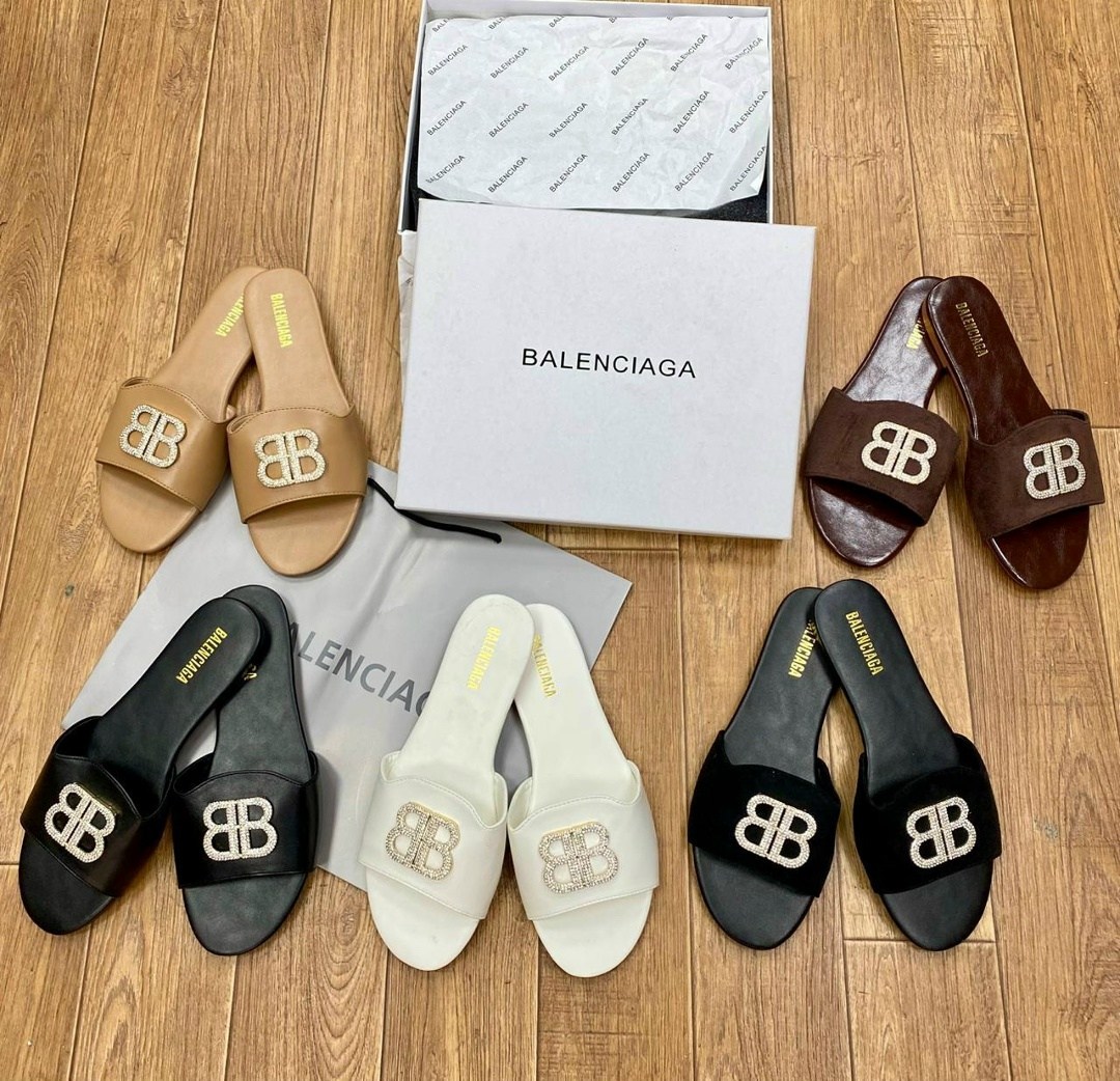 шлепки ив сен лоран,босоножки yves saint laurent,,сандалии yves saint laurent,шлепанцы женские