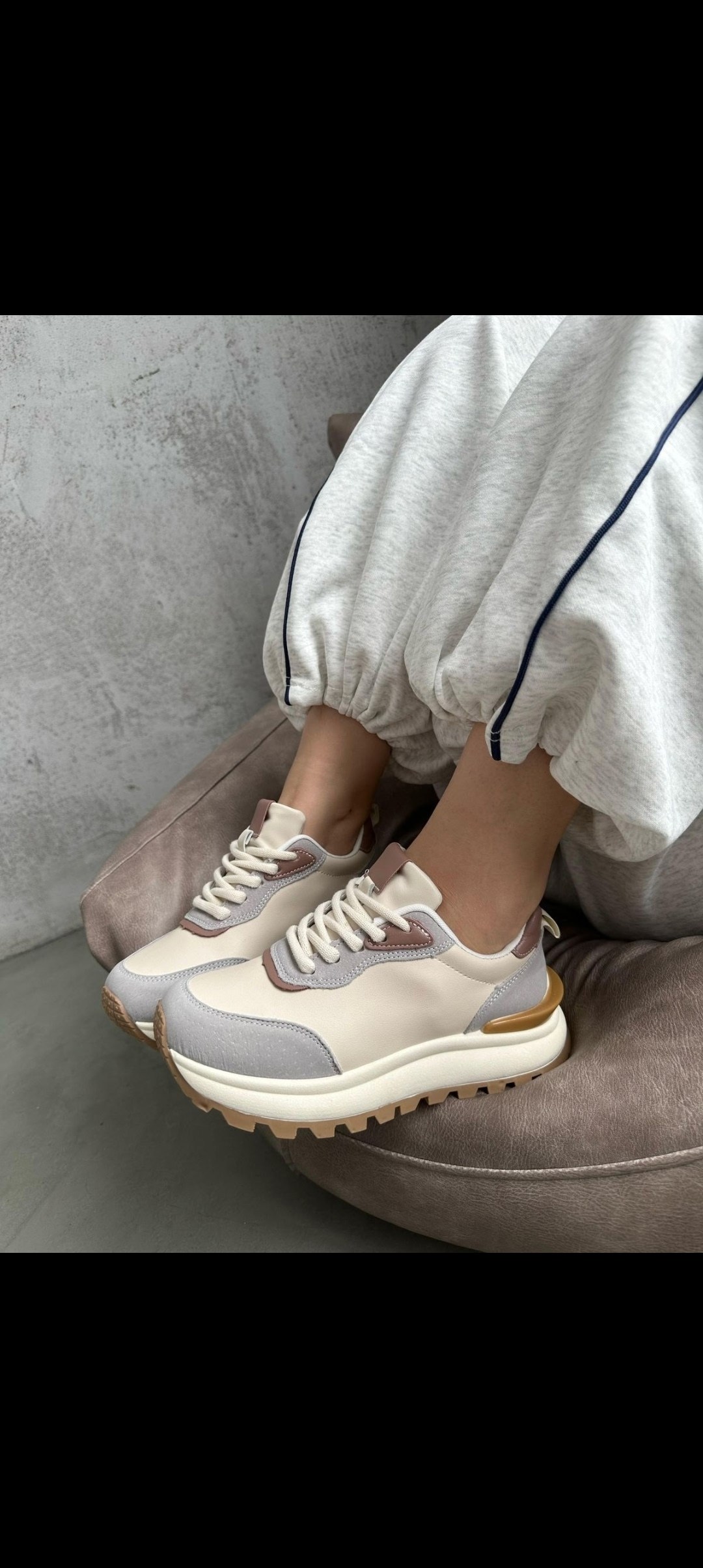 женские кроссовки,,кроссовки модные,кроссовка,стильные кроссовки