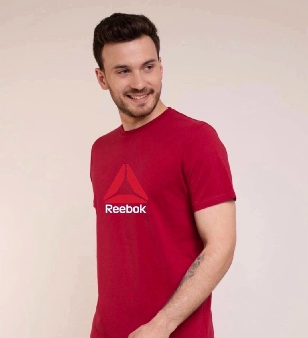 футболки мужские,мужские футболки reebok,футболки для мужчин,футболка reebok,футболки поло мужская