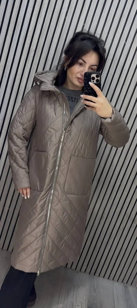 удлиненная куртка,куртка женская,демисезонная куртка,пальто стеганое с капюшоном,пуховик женский