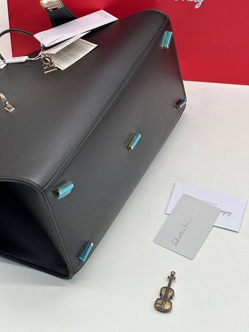 сумка salvatore ferragamo,сумка ferragamo,сумка женская брендовая,сумка феррагамо,сумка женская