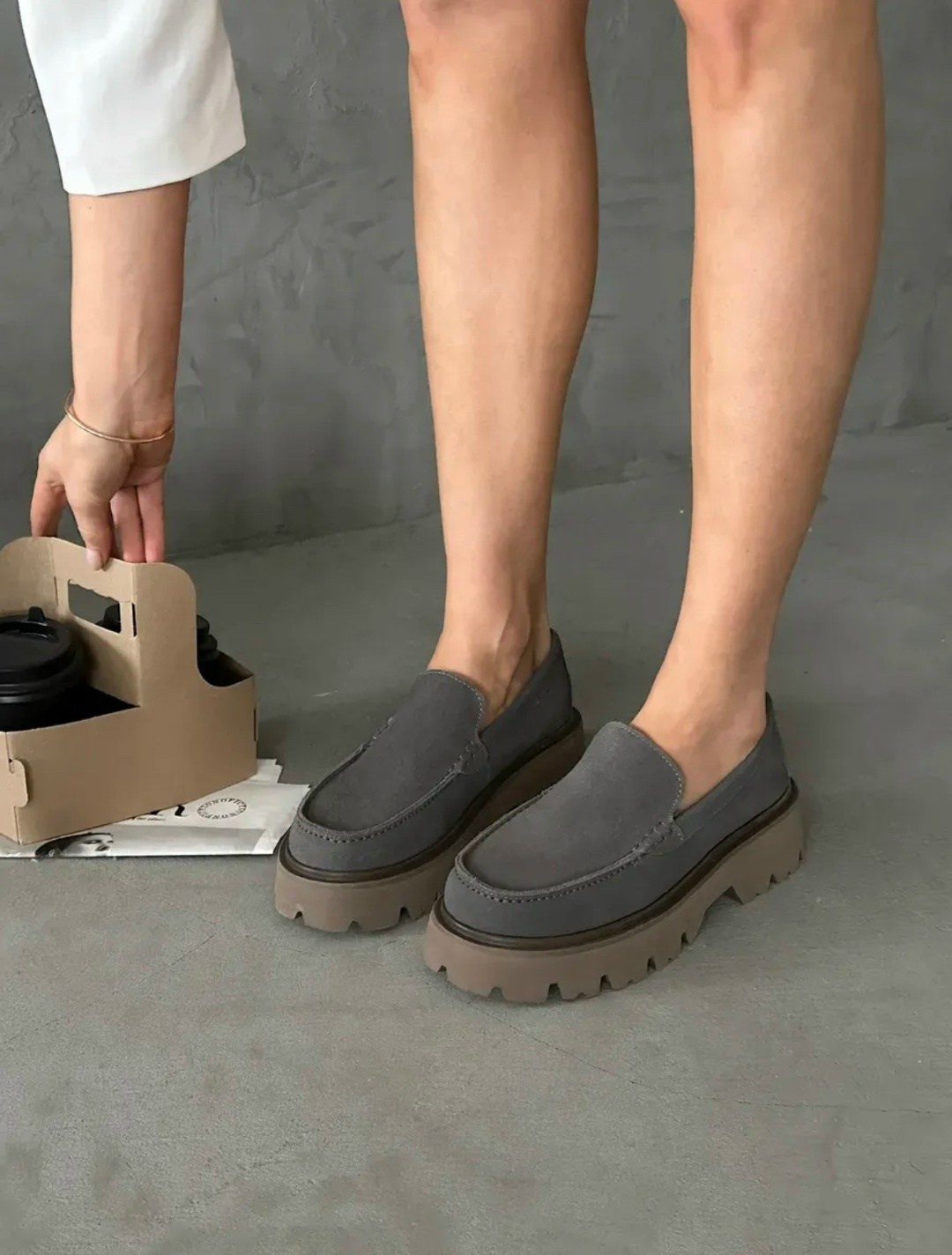 женские лоферы,лоферы бежевые, женская,лоферы из замши женские,замшевые лоферы