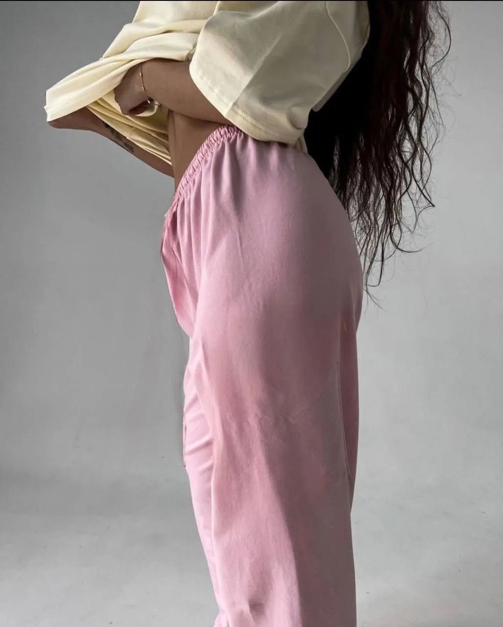 спортивный костюм оверсайз женский спортивный,спортивные костюмы женские,футболки оверсайз для девушек,стильные костюмы,костюм женский