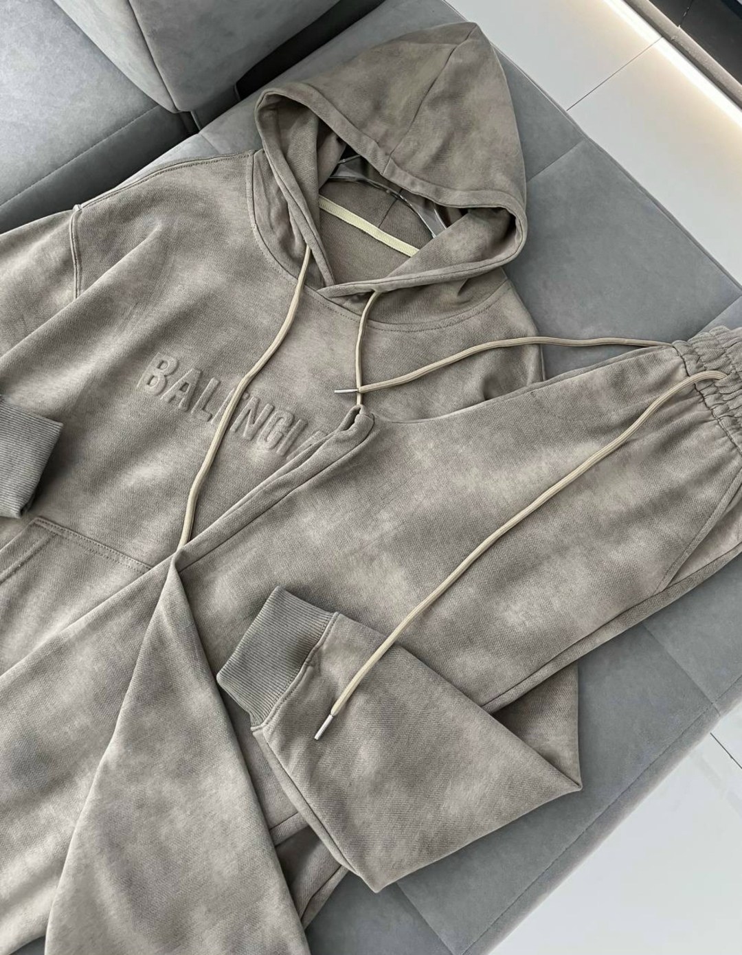 спортивный костюм велюровый женский серый,костюм спортивный велюровый,костюм спортивный,костюм велюровый,костюм спортивный велюровый женский