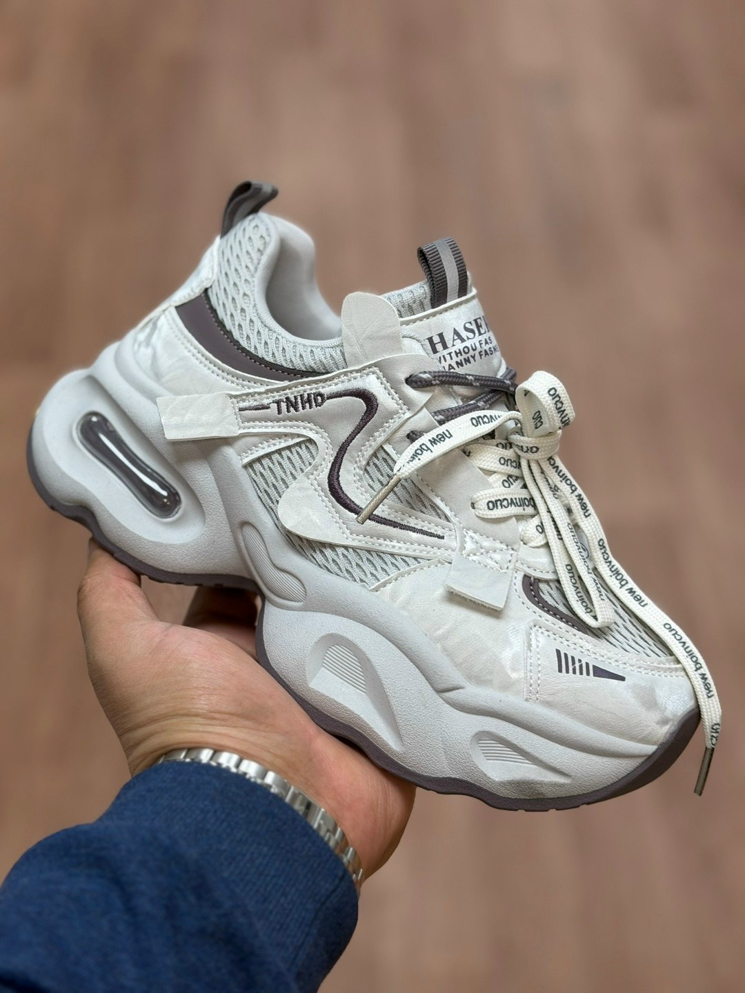 кроссовки женские,массивные кроссовки,кроссовки для женщин,кроссовки ,модные кроссовки