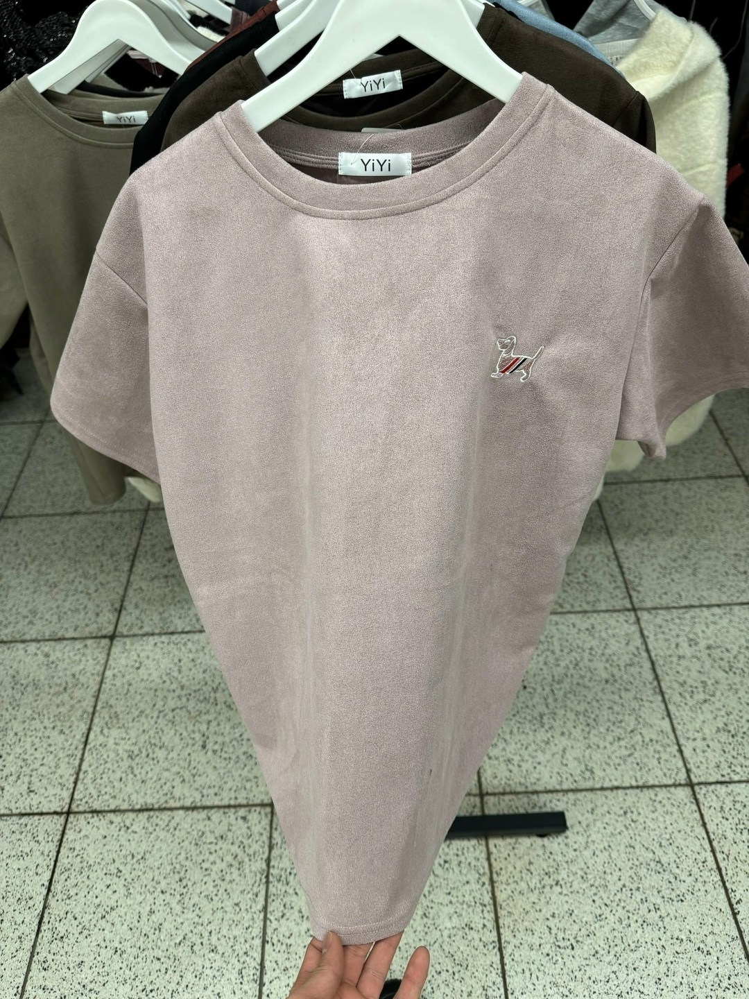 футболка,стиль футболка,футболки дизайн,бордовая футболка,футболки женские мужские